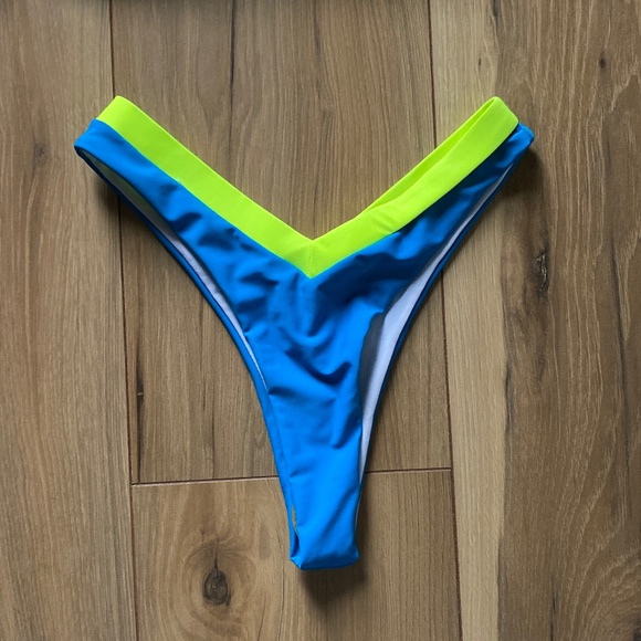 SHEIN Neon bikini set - Picture 3 of 7